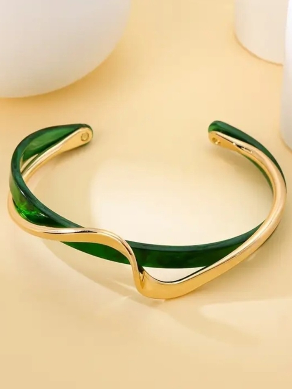 Green and Gold Wave Bracelet - Picture 1 of 3
